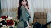 女主播脱罩热舞,女主播脱罩热舞引发网络狂欢